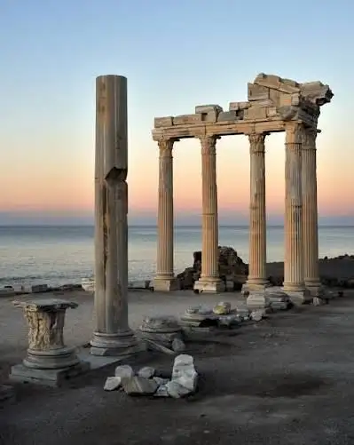 Side, Turkey: Ancient City, Beaches & Things to Do